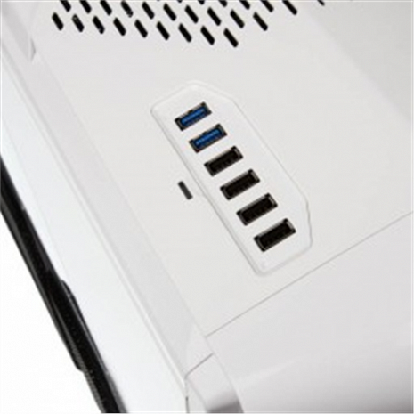 Datora korpuss Phantom 820, USB 3.0 x2, USB 2.0 x4, Sd-card reader, E-ATX, XL-ATX, ATX, MICRO-ATX, Mini-ITX, Full-Tower, White NZXT CA-PH820-W1